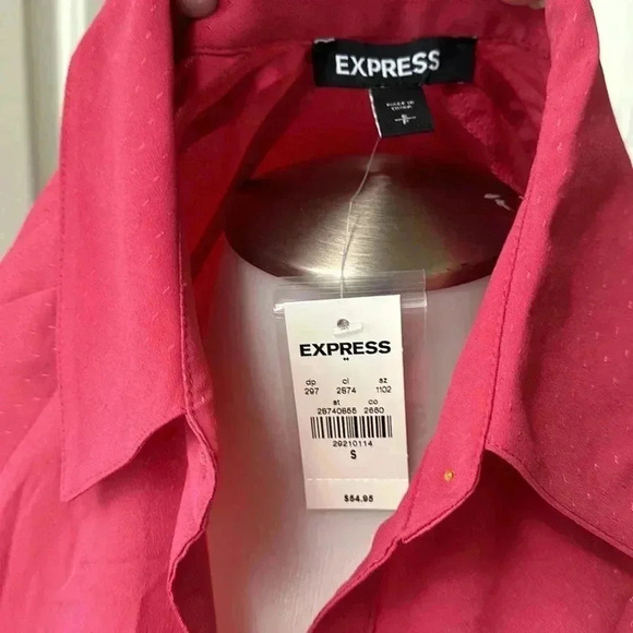 NWT size S salmon pink ruffle shoulder button up blouse w/gold buttons Express - Picture 3 of 6